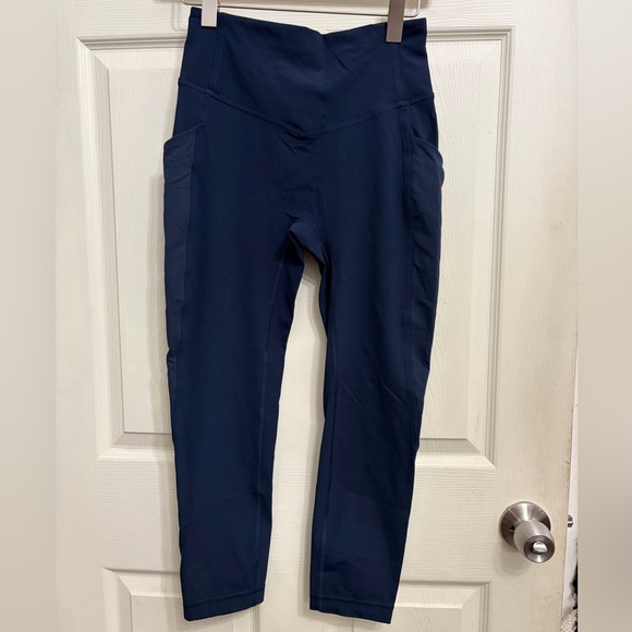 lululemon athletica Pants - Lululemon Invigorate High-Rise Crop 23" leggings in True Navy women’s size 6